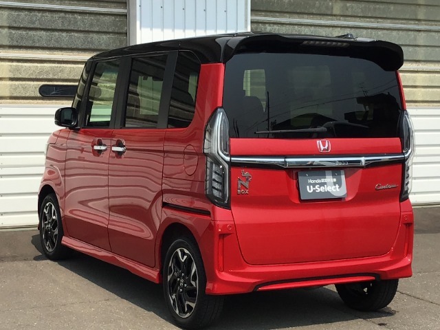 任意保険も取扱いしております。新しいお車に合った保険内容でしっかりサポートいたします。まずはお見積もりからお気軽にお問い合わせください！