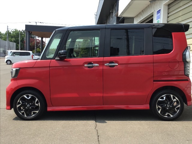 指定整備工場完備！オイル交換から、車検、さらには板金塗装まで自社で承ります！