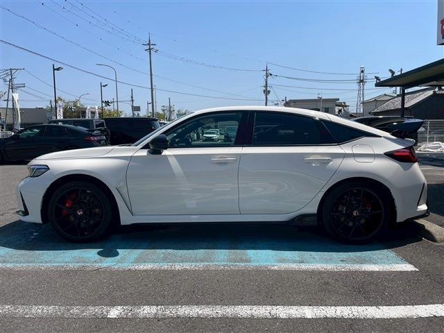 5年10万キロ新車メーカー保証付き☆全国のディーラーでご対応いただけますので遠方の方もご安心ください。