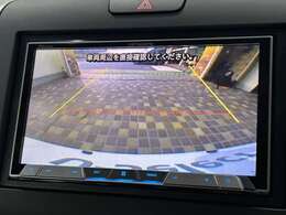 リヤワイドカメラでバックでの駐車も楽々