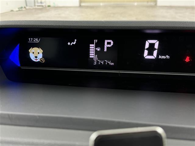 【スピードメーター】メーターがシンプルで見やすく運転しやすいですね！