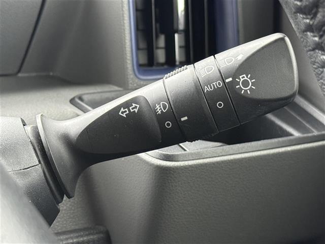 【運転席操作部】快適なドライブを楽しむための機能が装備されています！運転席から触れるので、使いやすいです！除菌プランいれていただくと、さらに清潔で安心していただけます！