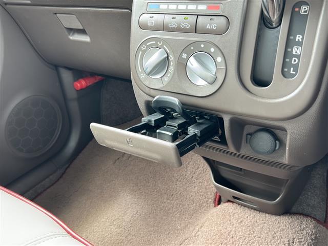 商談ルームにはキッズルームも完備しています☆お子様連れでもゆっくりとお車をお選びいただけます！