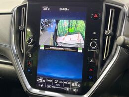 【サイド＆バックカメラ】停車・駐車時に死角になりがちな運転席から見えづらいサイドとリアの障害物を確認できます！雨天時や夜間などは特に活躍してくれるアイテムです。