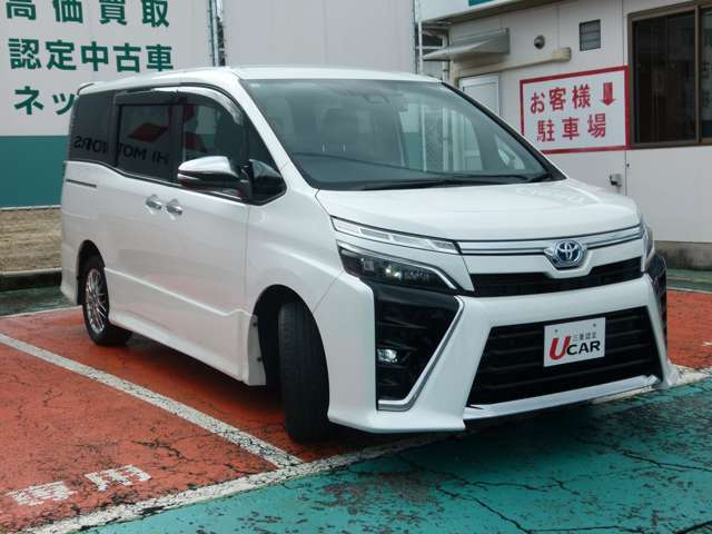 当社整備工場にて車検整備を実施してご納車いたします。整備費用、部品代は車両価格に含みますので追加費用はかかりません。