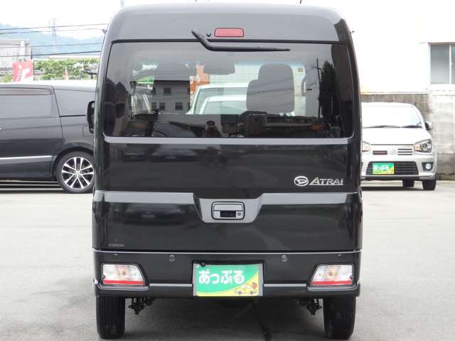 （株）あっぷる関西は業界経験者多数在籍！！新車ディーラー営業・大手中古車ディーラー営業・新車ディーラー整備士など、豊富な知識と経験をお客様の車選びや納車後のサポートをお手伝いさせて頂きます。