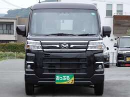 毎日全国の仕入れ先から厳選した車を仕入れしております！プロの査定士の検査を受けた車を仕入れ、入庫後も社員が1台1台を走行チェックや状態確認・装備確認などを入念に行います。