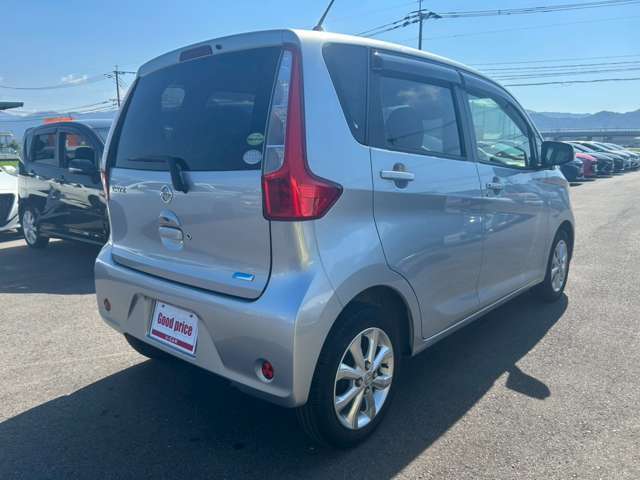 グッドプライスは自社整備工場完備♪積載車もあるので、いざというとき安心♪　★TEL 092-707-5270★
