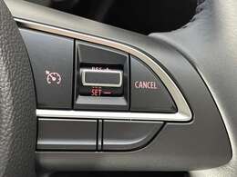 【クルーズコントロール】アクセルを離しても一定速度で走行ができる装備になります。＊追従機能はございません。ご注意を！！！