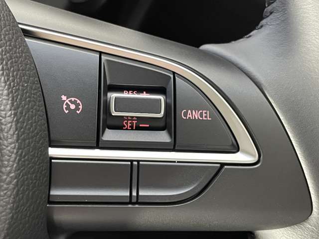 【クルーズコントロール】アクセルを離しても一定速度で走行ができる装備になります。＊追従機能はございません。ご注意を！！！