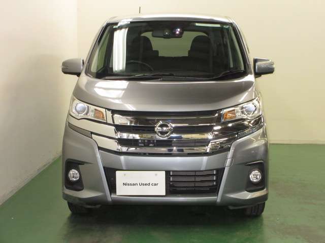 当店のお車をご覧いただきありがとうございます。こちらは日産中古車クオリティーショップ認定店です。