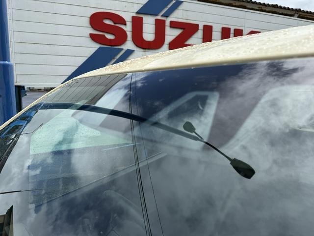 デュアルカメラブレーキサポートや横滑り防止装置、車線逸脱警報機能などのサポート装備も充実♪