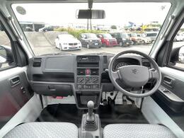 展示車両は登録諸経費等も含めた全車総額表示♪安心してお車をお選び頂けます♪弊社ベテランスタッフがご案内させて頂きます♪