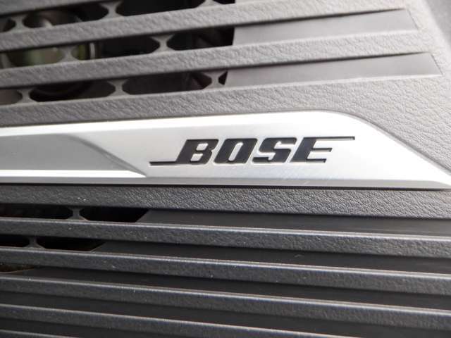 BOSEサウンドシステム装備。