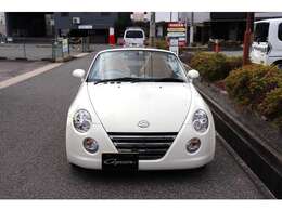 当店のコペンは全車修復暦無しのお車で、且つ走行距離は8万キロ台までのコペンのみ取り扱いをしております。こだわりを持って仕入れ致しておりますので、安心してお買い求め頂けます。