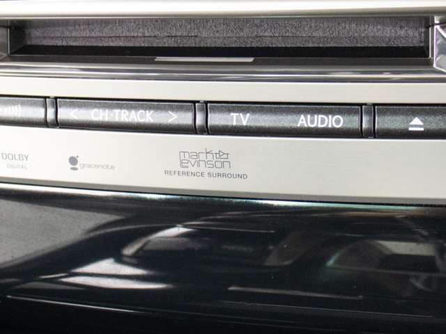 マークレビンソンプレミアムサウンドシステム！そのクリアで迫力あるサウンドにより、オーディオブランドとして名高いブランドです！まるでコンサートホールのような臨場感を味わえます！！