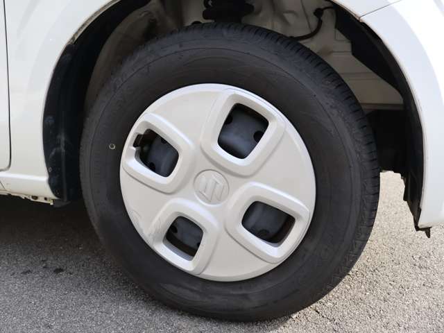 タイヤの残り山もまだまだあります。【TEL 079-264-6615】【LINE @lifeautoで友達追加♪】