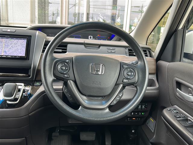 安心の全車保証付き！（※部分保証、国産車は納車後3ヶ月、輸入車は納車後1ヶ月の保証期間となります）。その他長期保証(有償)もご用意しております！※長期保証を付帯できる車両には条件がございます。