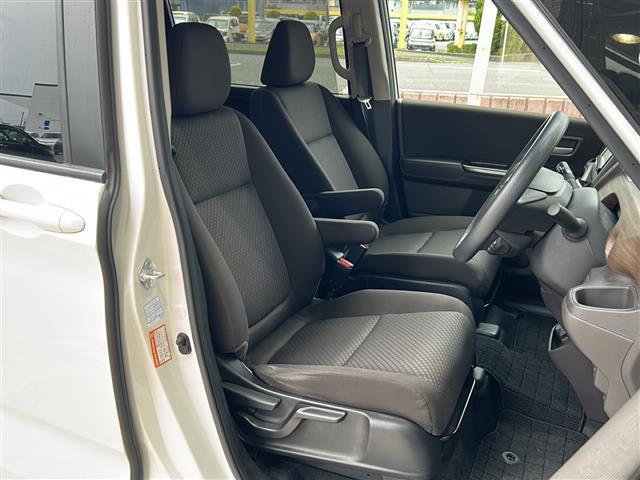 商談ルームにはキッズルームも完備しています☆お子様連れでもゆっくりとお車をお選びいただけます！