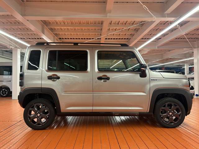 写真で見るよりも現車を　現車をみると写真で見ていたイメージとは少し違う部分もございます。また写真ではわからなかった車の魅力にも気づくことができるので、ぜひご来店ください！