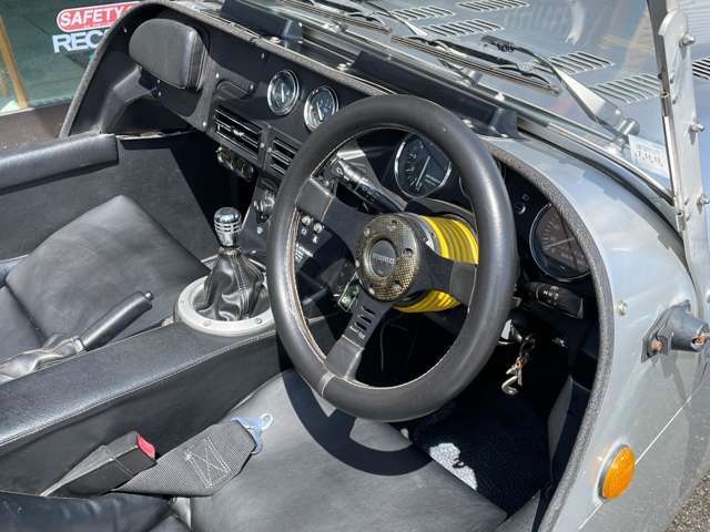 内外装良質車！非常にクリーンなインテリアです