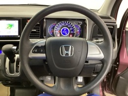 運転席周りも、雰囲気がいいでしょう。