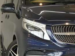 開放感有るパノラミックスライディングルーフ＆便利な7人乗り＆余裕のロングボディ！！　高級感漂うブラックレザーインテリア＆後席フルフラットシート！！　先進装備レーダーセーフティーパッケージ