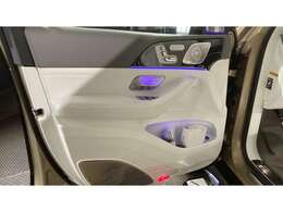 メルセデス・ベンツが目指す新しいショールームの形、「MAR2020」コンセプトが認定中古車店舗初上陸！車輌詳細等お気軽にお問い合わせ下さい！お問い合わせ電話番号：03-6304-3033まで！