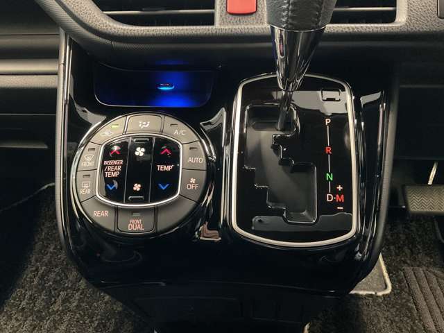 【キーパーコーティング】本当にツヤが良くなって、約束どおりに効果が持続する稀有なカーコーティングを用意しました。コーティングした後は、お好きな時に洗っていただくだけで、ずっとキレイが続きます。
