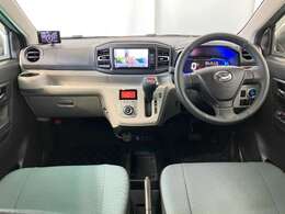 メーターやシフト、スイッチ位置など運転席まわりの配置はしっくりいきたいものですね！まずは座ってチェックしてみて下さい♪