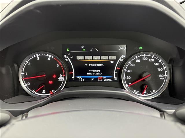 【スピードメーター】『スピードメーター』の画像になります。メーターがシンプルで見やすく運転しやすいですね！