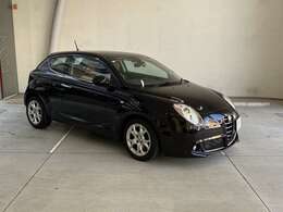 八光カーグループの強みはサポート力です。これまで培ってきた経験と技術力スピードを生かして、お客様ひとりひとりをグループ全店でサポートさせて頂きます。