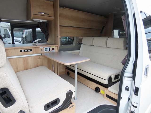 ☆ダイネットスペース☆　5名でお食事可能です！