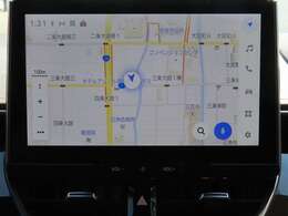 純正10インチスマホ連携ナビを装備★
