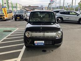 可愛らしいデザインで人気の高いラパン☆シンプルパネルを使用したインテリアも必見！衝突被害軽減ブレーキ付きだからもしもの時も安心です♪