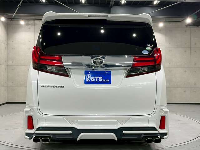 充実装備の1台入荷致しました♪ぜひ実車を見に来てください♪