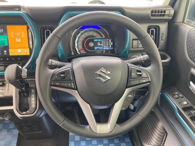 【革巻きステアリング】滑らかな本革の質感は、手によく馴染みます。ウレタンステアリングとは一味違うこの肌さわり！ぜひ触ってみてください！！