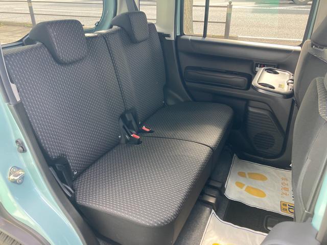 【リアシート】左右別々にリクライニングが出来ます♪