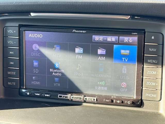 純正SDナビ付き！DVD再生、フルセグTV、Bluetoothオーディオ、バックモニターと装備が充実しております！
