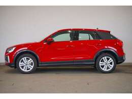 Audi Q2 35 TDI advanced/LEDヘッドライト/アルミホイール 5ダブルスポークデザイン 7J×17