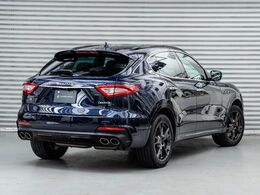 Levante　GranSport350馬力（カタログ値）純正OP総額：1，145，000円　フルナチュラルレザー・マイカペイント・ハーマンカードンプレミアムサウンド・前後シートヒーター