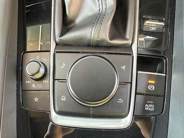 使用頻度が多い、操作スイッチ類も比較的綺麗な状態です！