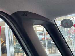 サイドエアバック付きで安全装備も充実！