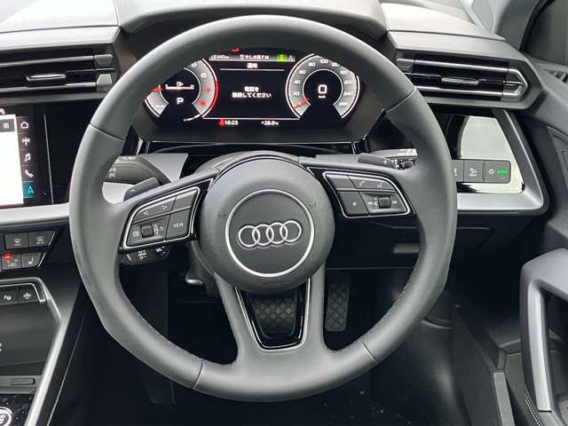 遠方登録・納車お任せ下さい。お近くのアウディ正規ディーラーにてメンテナンス・保証を受ける事ができます。ご契約・納車までの流れもご案内いたします。