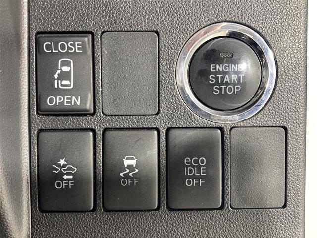 【運転席操作部】『運転席周辺の装備』の画像になります。快適なドライブを楽しむための機能が装備されています！運転席から触れるので使いやすいです！