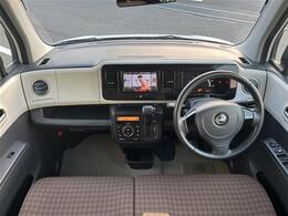 こちらインパネ全体の写真になります。納車はおおむね2週間程度（必要書類の状況により）で行っております。人気の車両になりますので、お早目のご検討をおすすめします。当店自慢の一台です！