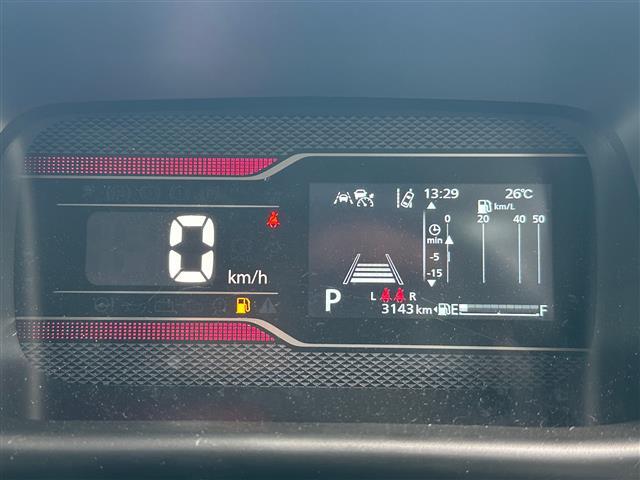 気になる車はすぐにお問い合わせください！画面右側の0066から始まる無料ダイヤルからお問い合わせ下さい！専門スタッフがお車のご質問にお答えいたします！