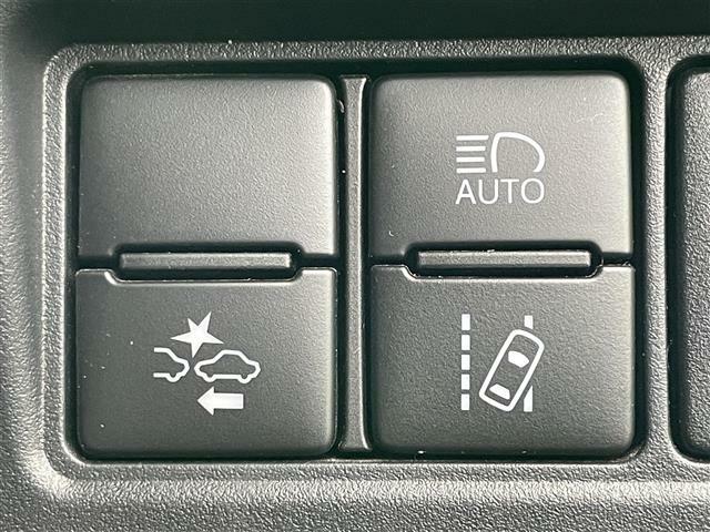 【Toyota　Safety　Sense　C】トヨタのさまざまな安全装備が搭載されており、万一の事故の危険回避をサポートします！◆搭載機能：PCS/LDA/AHB/発進遅れ告知