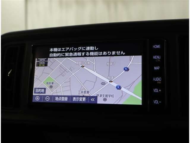 メモリーナビです。目的地までストレスフリーで案内します。タッチパネルで使いやすいです。