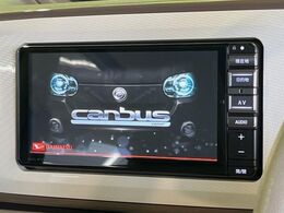 【純正ナビ】人気の純正ナビを装備しております。ナビの使いやすさはもちろん、オーディオ機能も充実！キャンプや旅行はもちろん、通勤や買い物など普段のドライブも楽しくなるはず♪